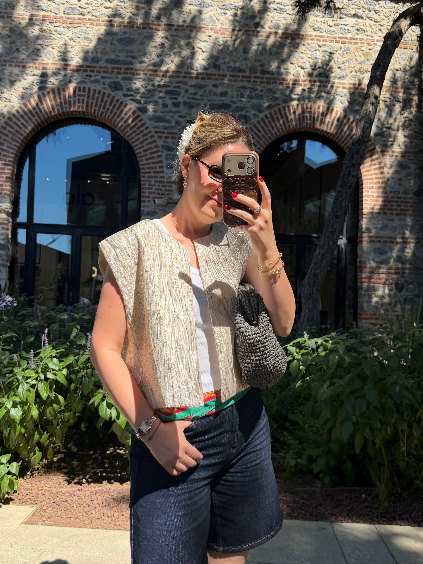 Gleam Vest
